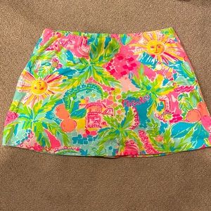 Like new Lilly Pulitzer Florida print skort